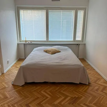 Spacious And Cozy Two-bedroom In The Center شقة *