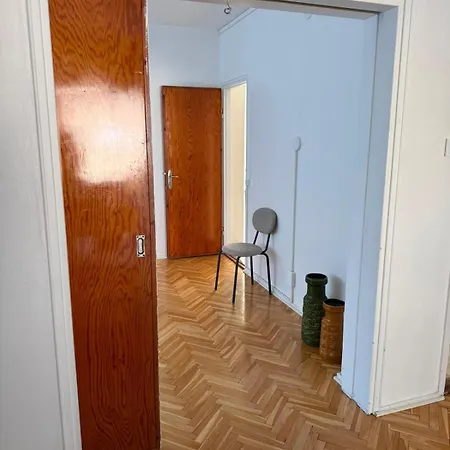 Spacious And Cozy Two-bedroom In The Center شقة راوما